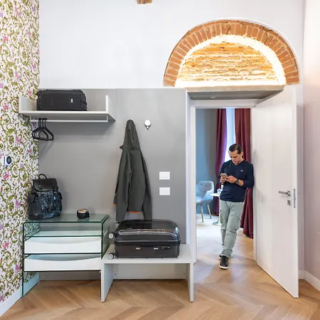 Aparthotel Kairos By Art