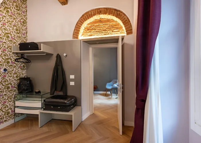 Kairos By Art Apartahotel 4*